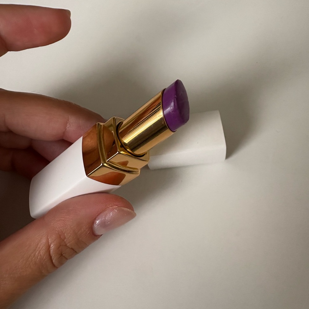 CHANEL Rouge Coco Baume 764 in Charming Lilac